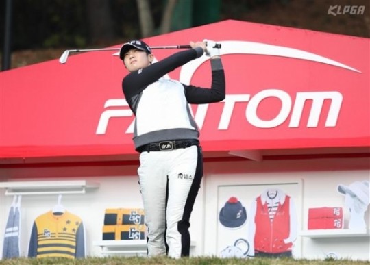 유송규 선수가 한국프로골프(KPGA)투어에서 박카스 1만병 홀인원 상품 획득