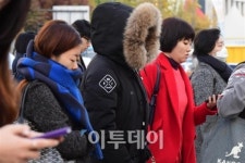 [포토] 서울 영하2도, 두꺼워진 옷차림