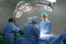 비슷한 듯 서로 다른 어깨질환, 회전근개 힘줄파열과 오십견의 차이