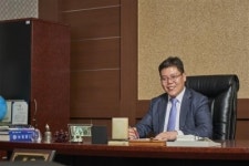 이준용 덕우전자 대표 “고객사가 원하는대로 정밀부품 만들어 내죠”