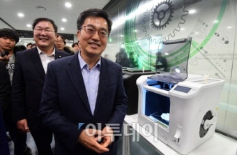 [포토] 판교 제2테크노밸리 찾은 김동연 부총리