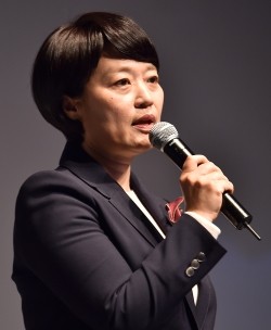 네이버, 치지직 서비스 성과 발표로 AI 기술 활용 선도적 위치 강조