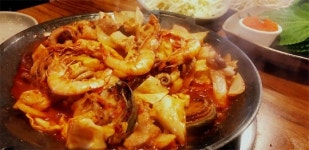 생방송 투데이 오늘방송맛집-이 동네 환상의 코스 혜화 대학로 편, 바닷가재 피자 핏제리아오·주꾸미 삼합 쭈부 ·한우튀김 혜화시장... 