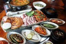 2TV 저녁 생생정보 리얼가왕, 5000원 어죽칼국수 맛집 서여사네·9000원 숯불 오리 쌈밥 정식 맛집 회전목마 쌈밥&오리…위치는?