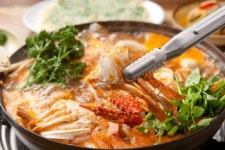 2TV 저녁 생생정보 딱 하나 바꿨을 뿐인데, 꽃게탕 맛집 바운스조개구이·갈비전복전골 맛집 옥산나주곰탕…위치는?