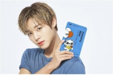 포에버앤제이X테디아일랜드 콜라보 마스크팩 출시...가수 박지훈 모델 발탁