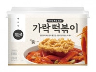 CU, 편의점 최고 인기 간식은 떡볶이...바르다 김선생과 ‘가락떡볶이’ 출시
