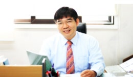 정경심, 재판 하루 전 변호인 김칠준 선임 배경은?…이름난 인권 변호사