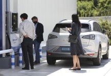주유소·LPG·전기충전소에 수소충전소까지 한 곳에…도심 최초 융복합 충전소 준공
