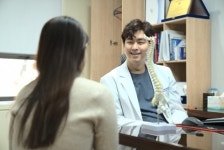 한 해 동안 쌓인 만성통증, 도수치료를 통한 근본적 해결