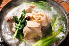 생방송 투데이 오늘방송맛집 - 자족식당, 온몸이 후끈! 보양식 옻닭 맛집 옻○○○○…대박 비결은?