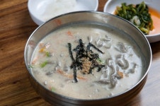 2TV 생생정보 전설의 맛, 한겨울에 딱? 뚝배기 칼국수 맛집 뚝○○○○○○…대박 비결은?