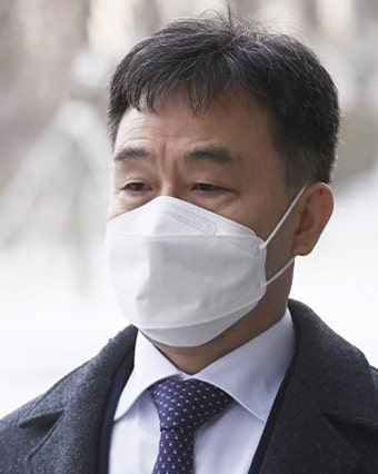 검찰, ‘허위 인터뷰 의혹’ 김만배 자택 등 압수수색
