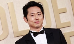 [속보] ‘성난 사람들’ 스티븐 연, 美 에미상 남우주연상 수상