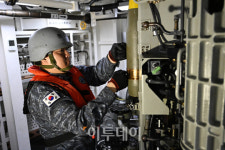 해군, 서해 중부 해상서 해상기동훈련 [포토]