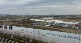 상점가 한복판에 전철역이 웬말이냐…공사 시작도 못한 대장홍대선 [르포]