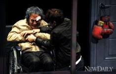 청소년을 위한 희망과 소통의 연극, 김민기 연출 The Boxer