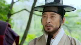 ‘구암 허준’ 전염병의 화염 속으로 달려가는 노의사!