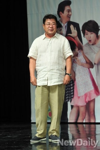 [포토]백일섭, 못된(?) 아버지 황종갑 역입니다(더이상은못참아)