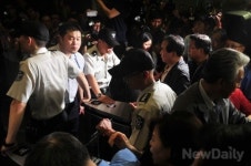 [포토]시의원도 못들어가는 불통 서울시청