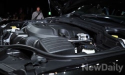 [포토]뉴 그랜드 체로키, 차의 심장 엔진부