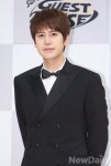 경은문구슈퍼 | [포토]슈퍼주니어M 게스트하우스, 규현'夜경은 내가 책임져'
