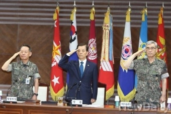문민 국방장관은 시대적 요구