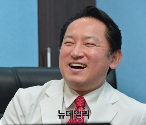 [포토] 김준한 더본병원장 | 포토뉴스