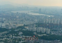 부동산 활기에 경매 역풍…낙찰가 2개월째 감소