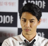 [포토] 영화배우 이관훈 '카리스마 넘치는 눈빛'