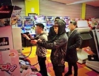 GD&TOP 쩔어, 지드래곤 오락실 총싸움 삼매경  빵야빵야 귀여워 
