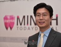 [포토] 미니쉬 스마일 프로젝트 주최한 오늘안치과 강정호 원장
