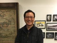 여인숙 부럽던 가난한 소년, 고향에 명품 호텔 대박