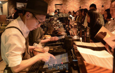 문창기 이디야 회장이 매일 찾는 커피랩, R&D·고객 두마리 토끼 잡았다