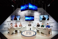 연극 신인류의 백분토론, 호평 속 전회차 매진 임박