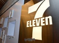 편의점업계 3강 구도 흔들… CU·GS25 ↑·세븐일레븐↓
