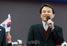 김진태 “신문 방송서 내 이름 본 적 있나?” 언론 홀대에 유감 표시