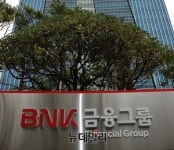 경영공백 속 무난한 실적…BNK금융 상반기 순익 3307억 달성
