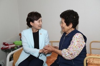 김현미 장관, 공공실버주택 방문… 어르신 위한 공공임대 확대 약속