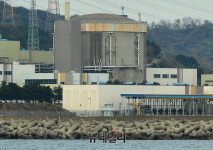 전력 부족에 공장 문 닫을 판...‘脫원전’ 적절성 논란 재점화