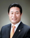 권오섭 남구청장 출마예정자 “앞산개발 위해 패밀리 테마파크 조성”