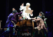 [포토] 모차르트 삶과 음악 담은 연극 아마데우스