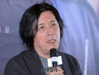 [포토] 영화 '버닝'으로 칸 떠나는 이창동 감독