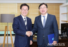 “평양 옥류관 경기도 유치” 이재명, 대북제재 무시?