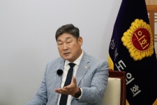 [인터뷰] 장경식 경북도의회 의장 “일자리 창출·저출생 문제에 의정 역량 집중하겠다”