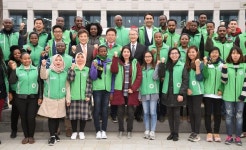 영남대 외국인 새마을대학원생, 이철우 도지사 만나 ‘땡큐’