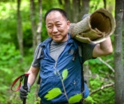 [인터뷰] ‘웰빙특구 약초꾼’ 정진호 제천산삼전시판매장 대표 