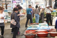 [전통시장] 광천시장, 쫄깃하고 상큼한 ‘토굴 새우젓’ 명품