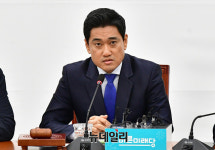 삼척항 무슨 일이 있었나?… 北 목선 국정조사하라