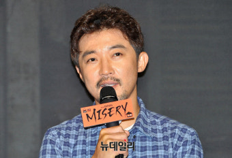 연극 '미저리'…안재욱 음주운전 사과 